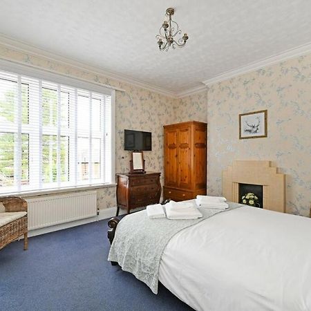 Forest Side Guesthouse Lyndhurst Esterno foto