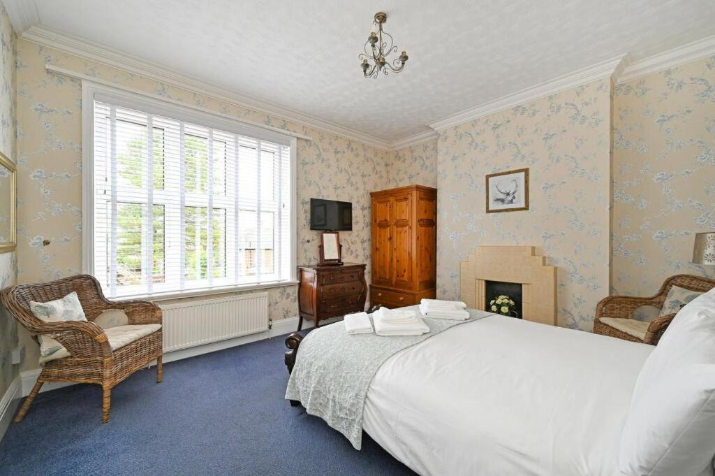 Forest Side Guesthouse Lyndhurst Esterno foto